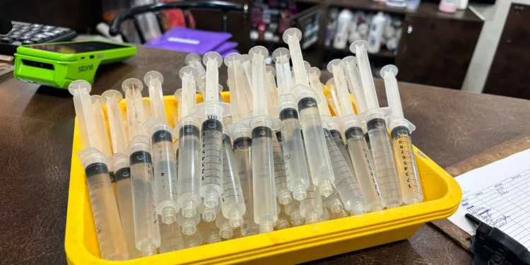 As seringas foram encontradas com substâncias. Foto: Reprodução