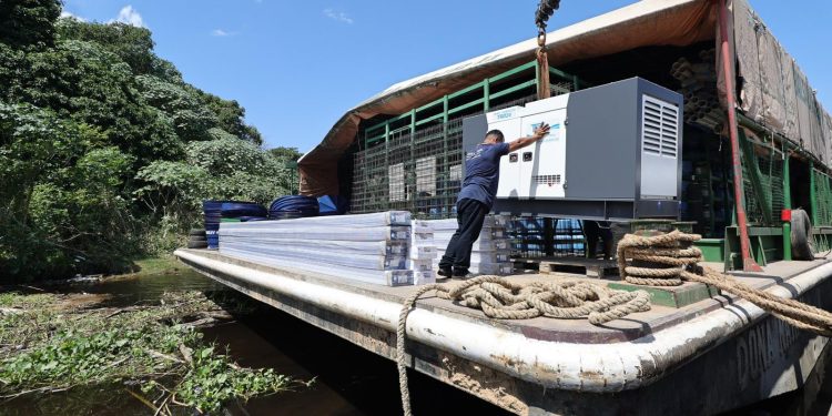 O gerador garantirá a continuidade das atividades escolares do local, mesmo quando houver falta de energia no município. Foto: Divulgação