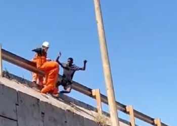 O homem foi socorrido e sobreviveu. Foto: Reprodução