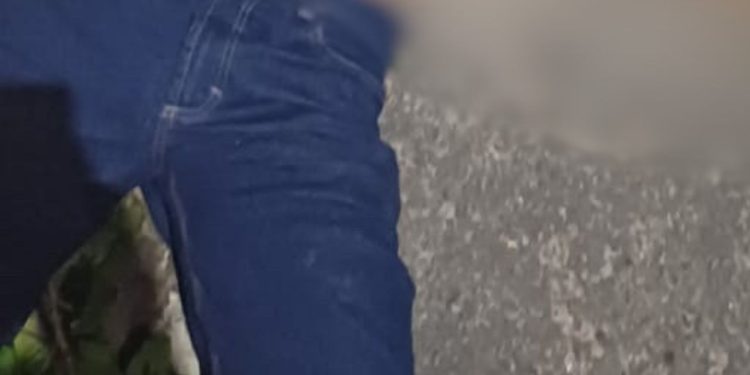 Motociclista derrapa na pista e morreu após bater a cabeça em árvore na zona norte de Manaus