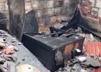 VÍDEO: Durante o preparo do almoço, botija de gás causa explosão e deixa mãe e filho feridos no Tancredo Neves