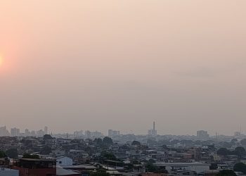 É pelo menos o segundo dia de fumaça muito intensa. Foto: Reprodução