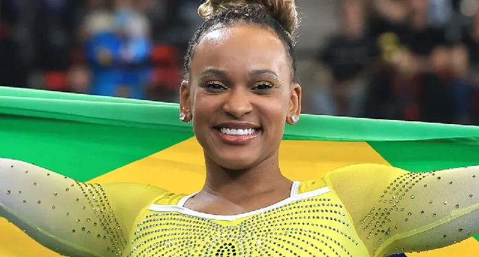 A ginasta brasileira repetiu o feito de Tóquio 2020. Foto: Reprodução