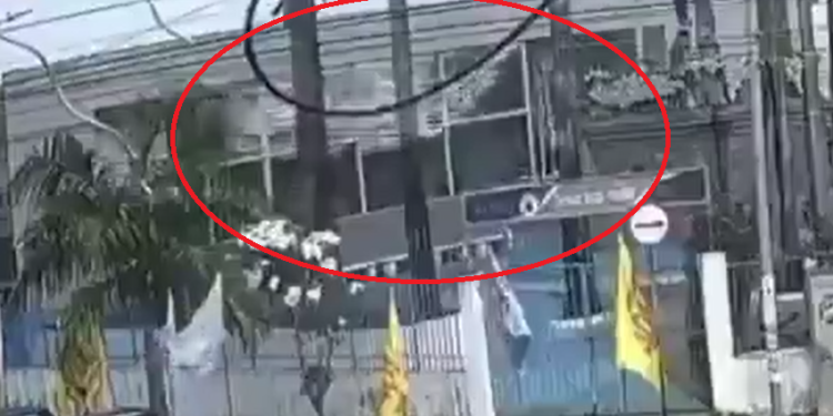 Desabamento ocorreu em momento de entrega de cestas para famílias carentes. Foto: Reprodução