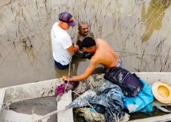 Vídeo: Idoso é resgatado após ficar três dias atolado na lama no interior do Amazonas