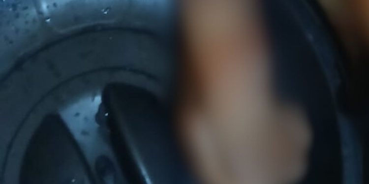 Pistoleiros deixam um morto e mulher baleada na perna no Santa Etelvina; veja