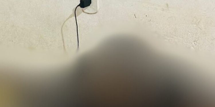 Imagem forte mostra jovem que foi achado apodrecendo dentro de kitnet na Cidade Nova