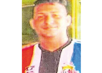 As informações sobre o paradeiro do procurado podem ser repassadas aos números (92) 98118-9535, da DEHS, ou pelo 181, da SSP-AM. Foto: Reprodução