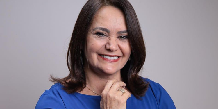 Jacqueline afirmou ainda que a classe política sofre preconceito e rebateu as críticas ao falar sobre a aprovação do PL. Foto: Reprodução/Facebook
