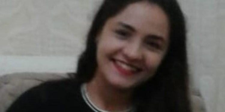 Mulher sai de casa e desaparece repentinamente na zona centro-sul de Manaus