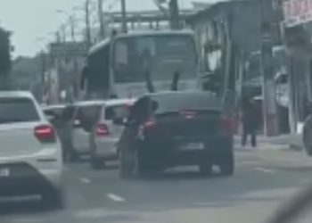 Foi gravado: Homem flagra motorista atropelando motociclista em cheio na Compensa