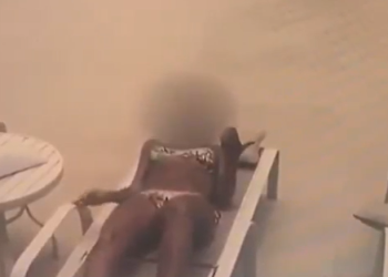 A polícia acredita que o tiro veio de uma das duas comunidades próximo ao condomínio. Foto: Reprodução