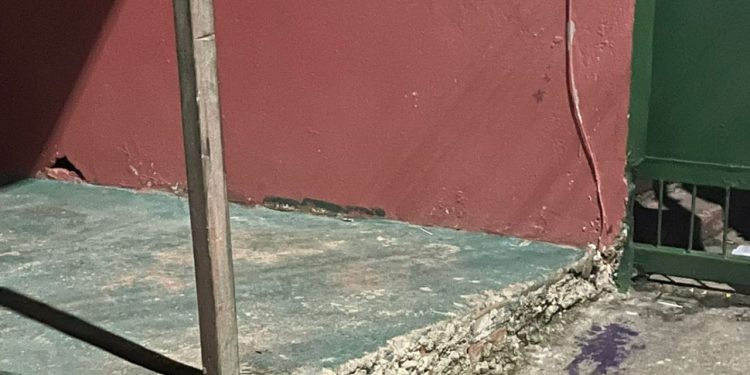 'Neguinho' ap4nha de moradores do Tarumã após ser acusador de abus4r de menina de 5 anos