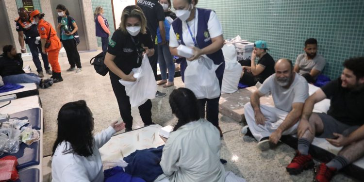 Passageiros tinham Belo Horizonte como destino final, mas problema técnico no voo atrasou a chegada. Foto: Antônio Lima/Secom