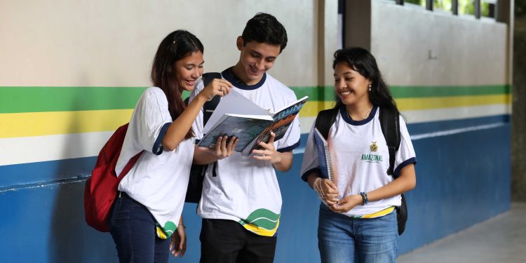Sem a confirmação após o processo, o aluno perde a vaga. Foto: Euzivaldo Queiroz / Secretaria de Estado de Educação e Desporto Escolar