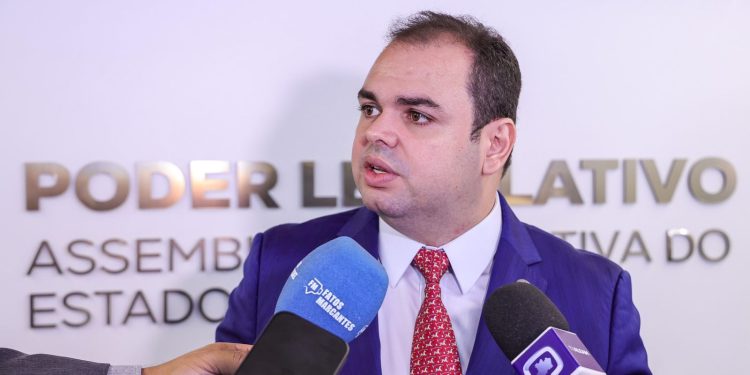 Entre as medidas defendidas pelo deputado presidente estão a criação de um Comitê Municipal Permanente de Crise. Foto: Rodrigo Brelaz