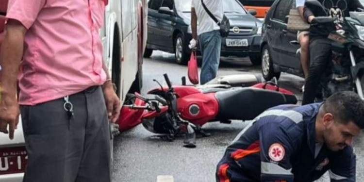 O acidente ocorreu pela tarde e envolveu um ônibus da linha 676. Foto: Divulgação