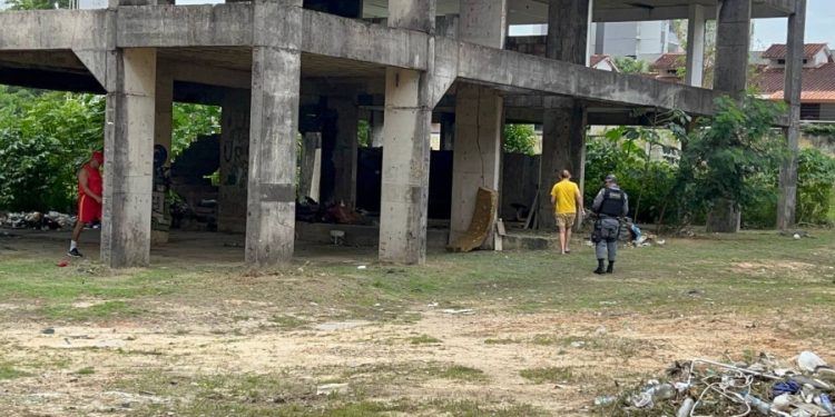 Os dois foram encontrados mortos na manhã desta terça-feira (14). Foto: Reprodução