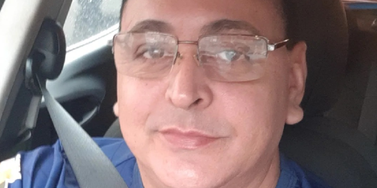 Glaucio Serrão da Silva era responsável pela entregue dos cartões que possuíam crédito de R$ 150 cada um. Foto: Reprodução/Facebook