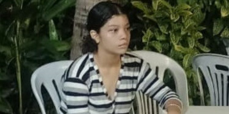Família procura a polícia após garota de 15 anos sumir de casa em Manaus