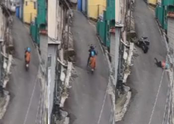 Vídeo: Motoqueiro acelera, cai e garupa sai 'rebolando' ladeira abaixo em Manaus