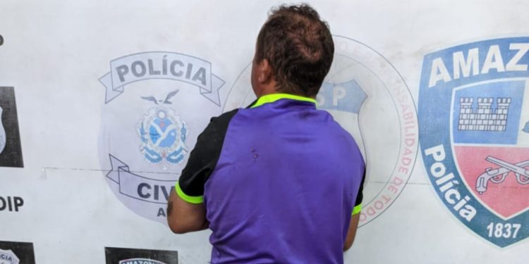 Empresário se envolve em confusão em bar e at!ra em duas mulheres em Manaus