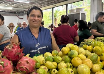 Edições promovidas no sábado e domingo comercializam café regional e produtos frescos. Foto: Divulgação/ADS