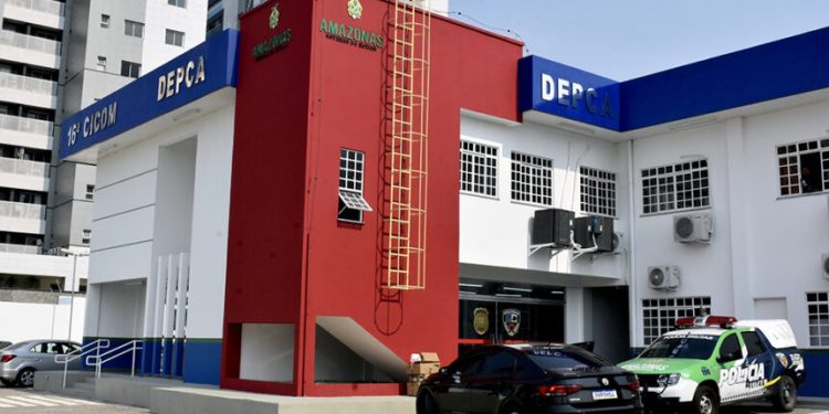 Os dois eram mantidos em cárcere privado por Eliuton Gregório, de 23 anos. Foto: Divulgação/PC-AM