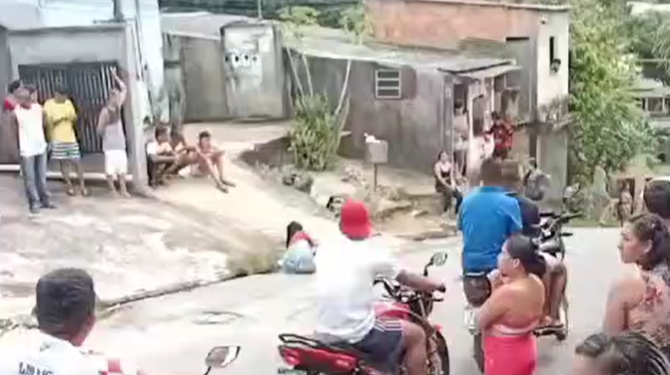 Por volta das 14h a vítima recebeu uma ligação e saiu de casa. Foto: Reprodução