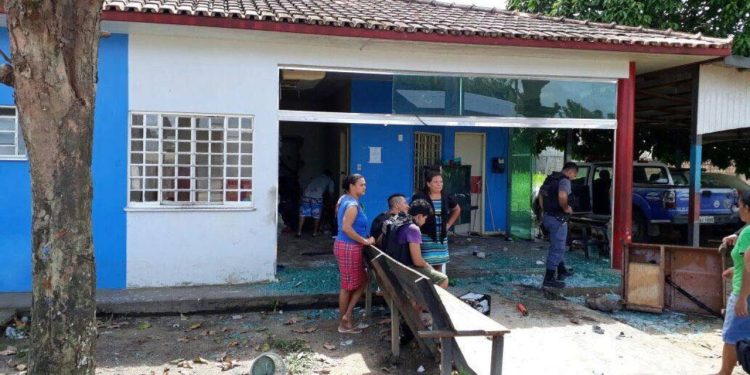 Detentos tentam criar rebelião dentro de delegacia no interior do Amazonas