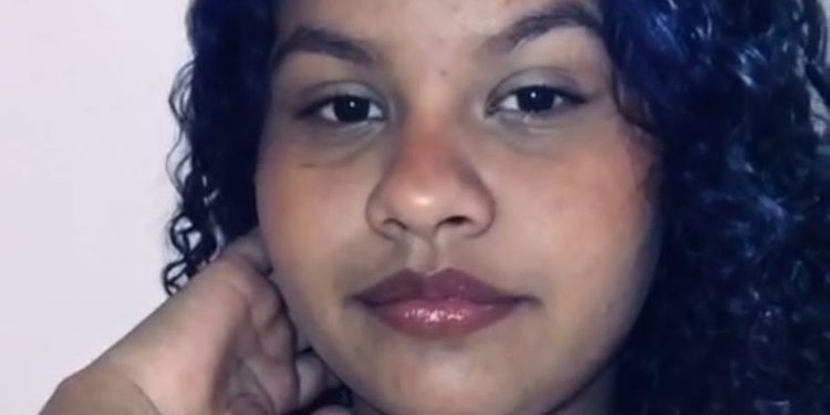 Menina de 14 anos some de forma misteriosa em Manacapuru