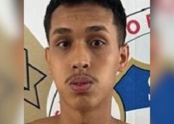 Homem que anda roub4ndo pelo bairro Flores é caçado pela polícia