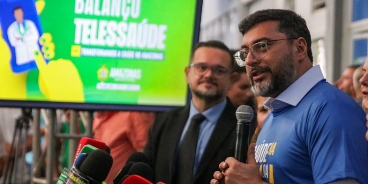 As mensagens são enviadas ao paciente por WhatsApp. Foto: Alex Pazuello / Secom