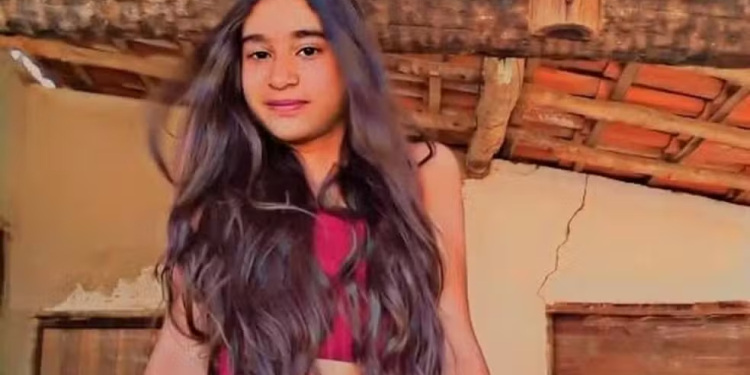 Maria Victória Rodrigues dos Santos, de 15 anos, levou várias facadas. Foto: Reprodução