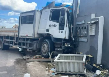 O acidente ocorreu na tarde desta terça-feira (17). Foto: Reprodução