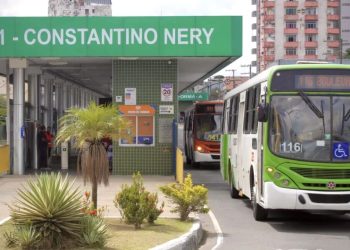 População de Manaus poderá continuar pagando passagem em espécie, decide juíza