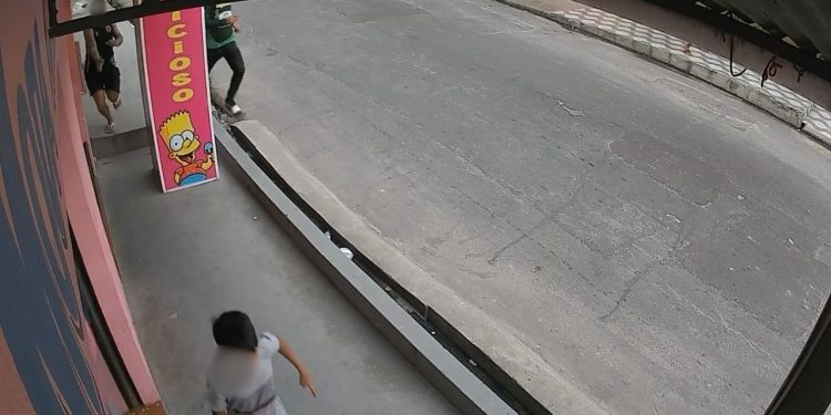 Câmera registra pânic0 durante ex3cução de 'Baixinho' no Novo Israel; veja