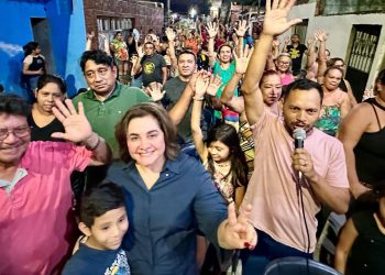 Professora Maria do Carmo visita Jorge Teixeira e mostra realidade de Manaus