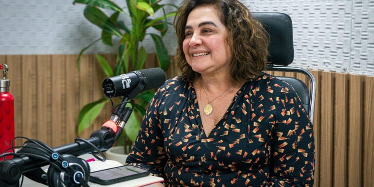 A pré-candidata ao Governo do Amazonas deu uma entrevista a uma rádio nesta segunda-feira (28). Foto: Reprodução