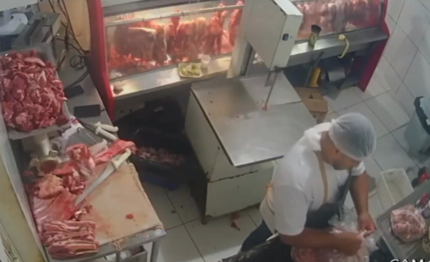 Câmeras de segurança fizeram o flagra. Foto: Reprodução