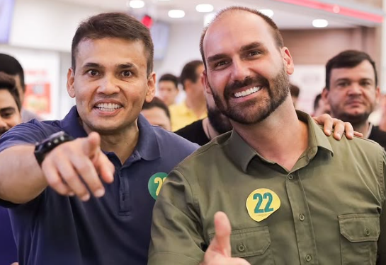 Vereador Coronel Rosses foi alheio às críticas e achou que o filho de Jair Bolsonaro está de parabéns. Foto: Reprodução/Instagram