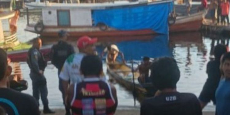 Vulgo 'Douglão' é achado boiando no meio do rio no interior do Amazonas; veja