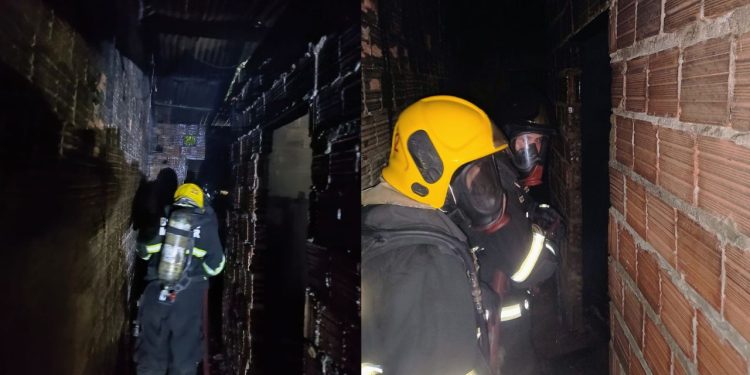 Ventilador superaquecido cai em cima de colchão e provoca incêndio em casa no Jorge Teixeira