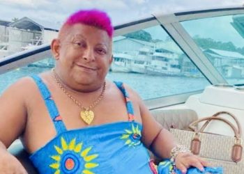 A artista enviou um áudio engraçado para sua assessora, Márcia Dantas. Foto: Reprodução