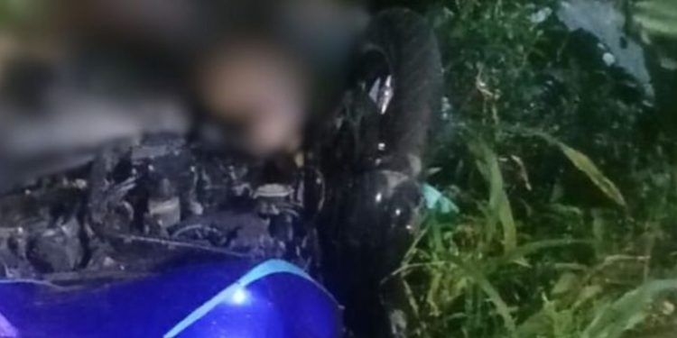 Vídeo: Motociclista m0rr3 após c0lid1r contra muro de concreto na avenida das Torres