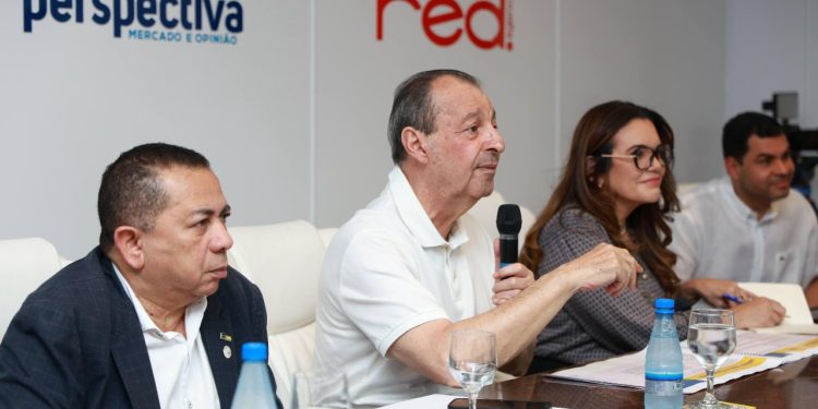 Presidente Roberto Cidade celebra implantação da União dos Vereadores do Brasil no Amazonas como marco de fortalecimento da política municipalista. Foto: Tadeu Rocha