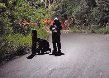 O Grupo Marte isolou a área para desativar o explosivo e garantir a segurança dos moradores. Foto: Divulgação/PMAM