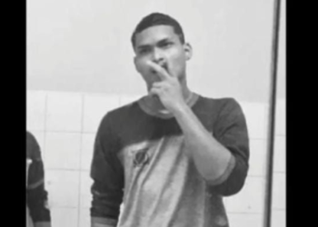 A situação tornou-se crítica quando a sua linha de pesca enroscou. Foto: Reprodução