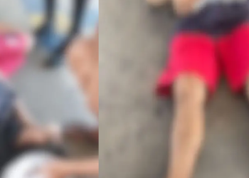 Mesmo após cair ao chão, a vítima continuou a ser alvo de chutes e socos. Foto: Reprodução