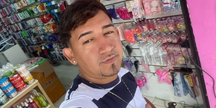 Cinegrafista é achado m0rt0 com g0lpes f4ca, tesoura e chave de fenda em Manaus